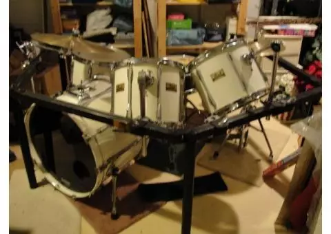 Pearl 5 Piece Drum Set